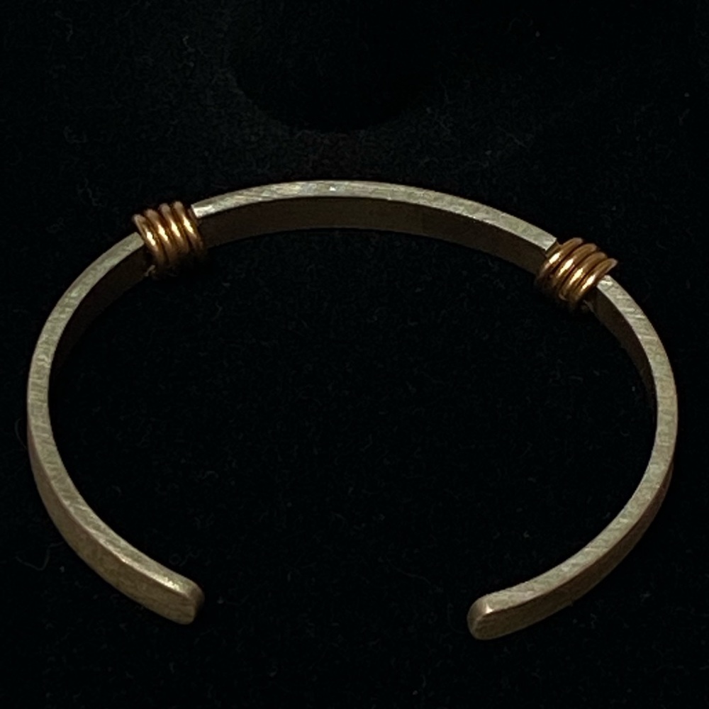 5/$20⭐️Cuff bracelet - Picture 7 of 8